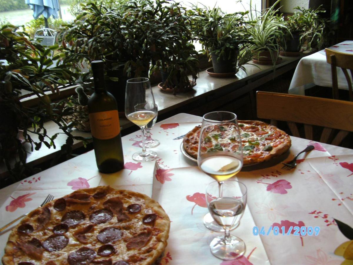 Zur Schottel / Restaurant Bella Vista Spay Zewnętrze zdjęcie